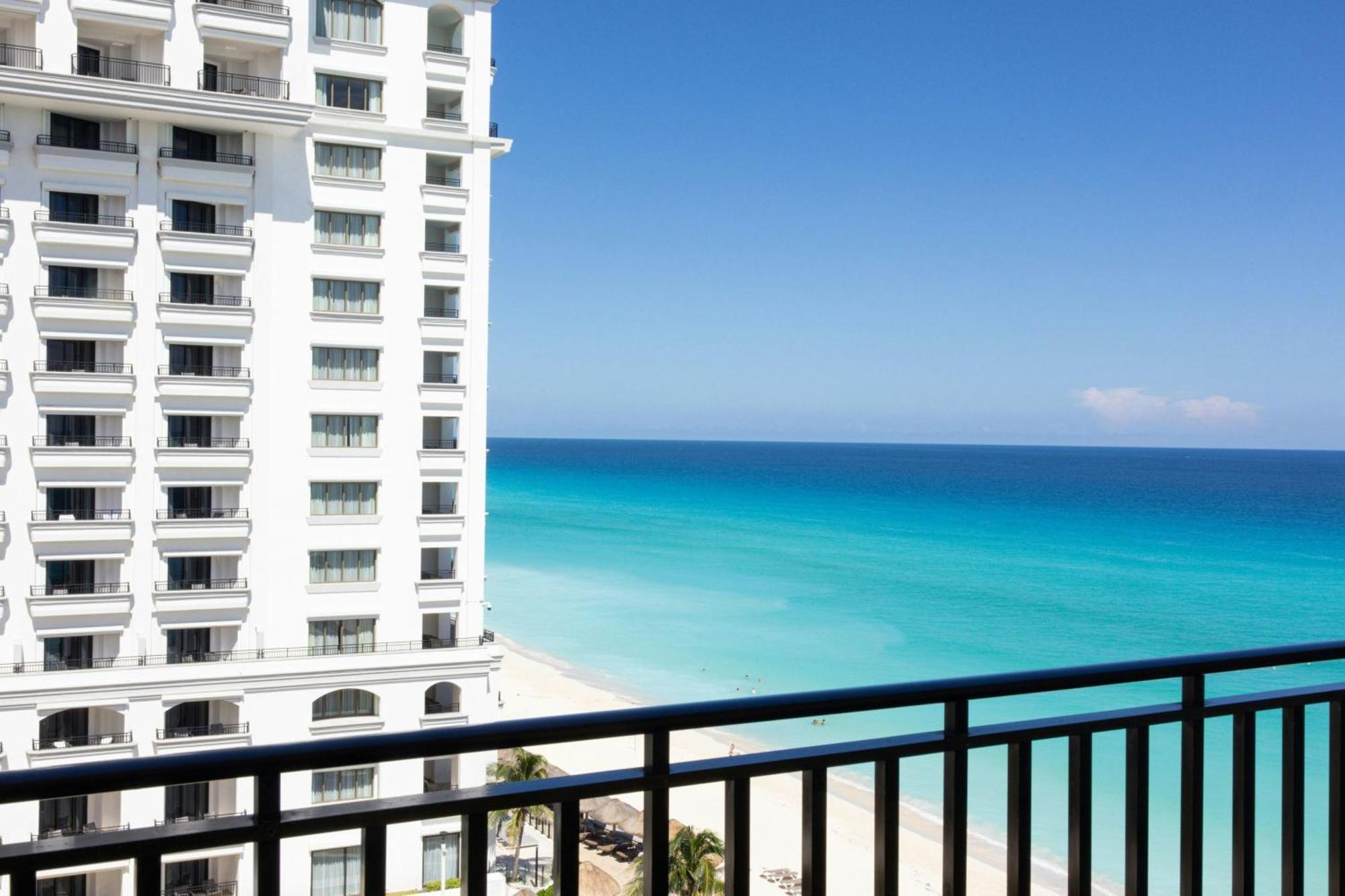 Marriott Cancun, An All-Inclusive Resort Exterior photo