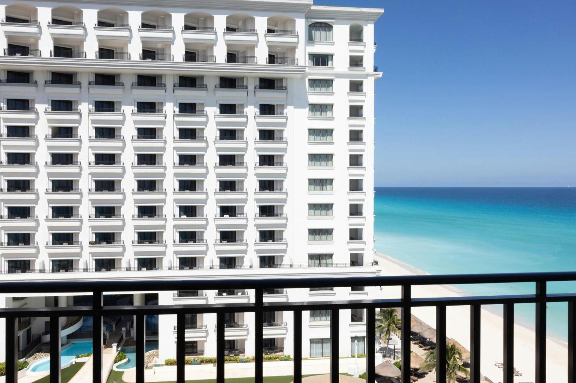 Marriott Cancun, An All-Inclusive Resort Exterior photo