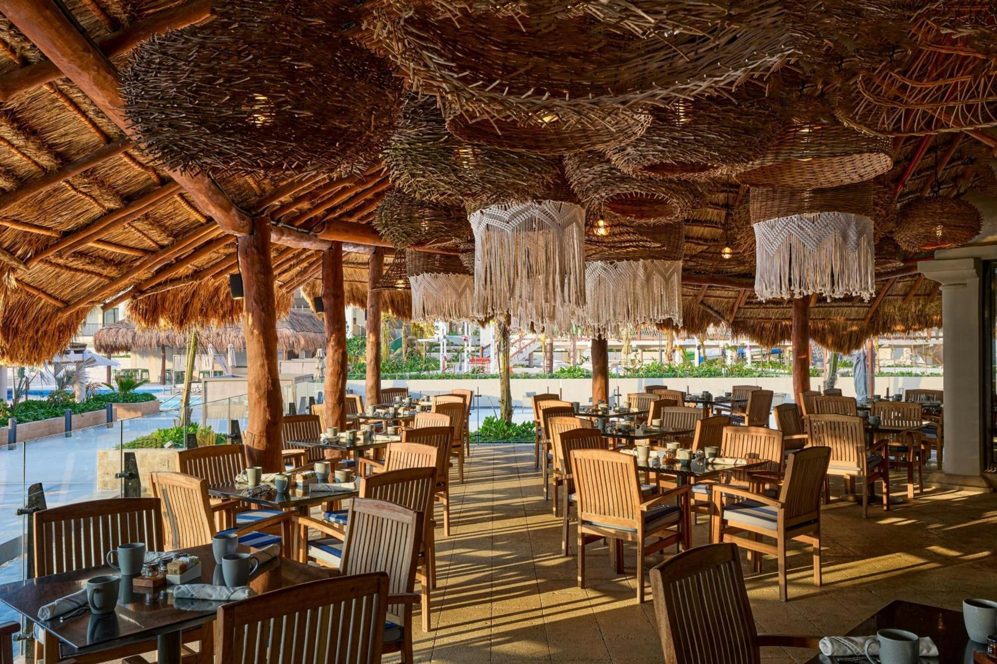 Marriott Cancun, An All-Inclusive Resort Exterior photo